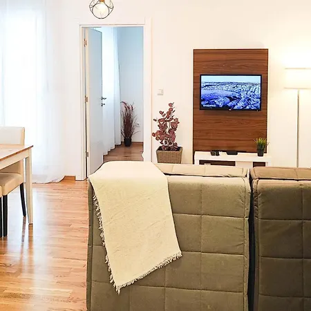 Filinhome Metodija 2 Нови Сад Екстериор снимка