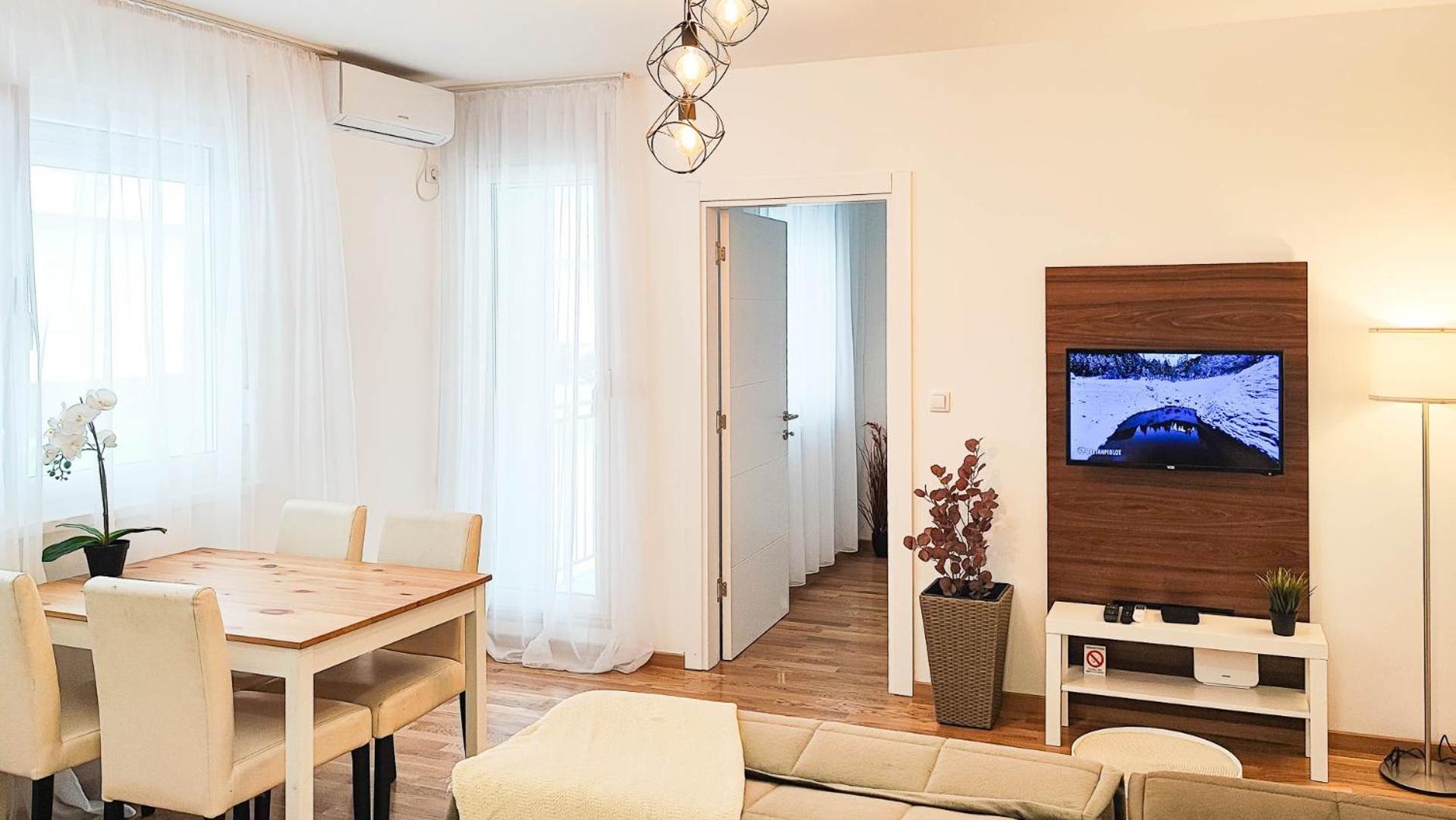 Апартамент Filinhome Metodija 2 *